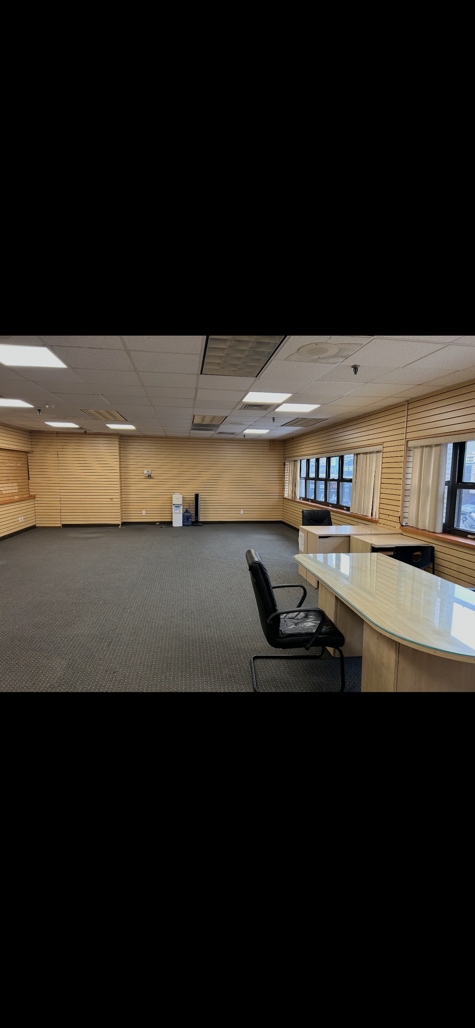 4532 162nd St, Flushing, NY for lease Interior Photo- Image 1 of 2