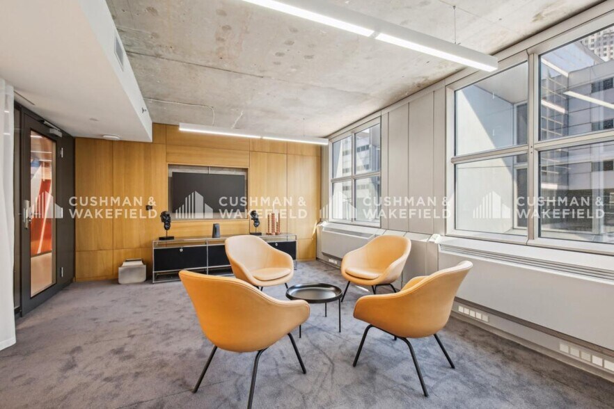 Bureau dans Puteaux à louer - Photo du bâtiment - Image 1 de 19