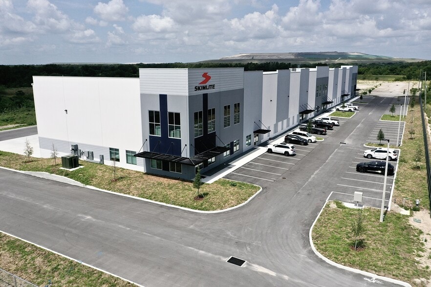 1585 Centennial Blvd, Bartow, FL for lease - Building Photo - Image 3 of 17