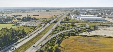 18442 Woodbine Av, Sharon, ON - Aérien  Vue de la carte - Image1