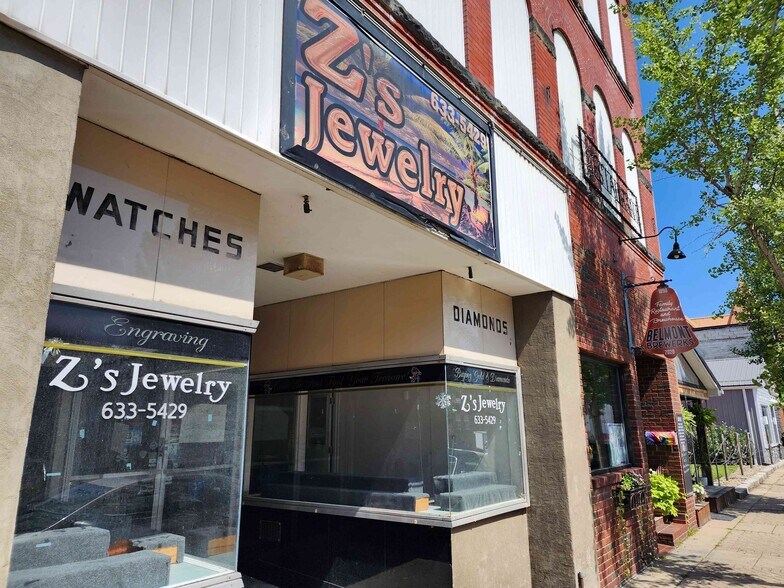 13-17 N 4th St, Martins Ferry, OH à vendre - Photo du bâtiment - Image 2 de 12