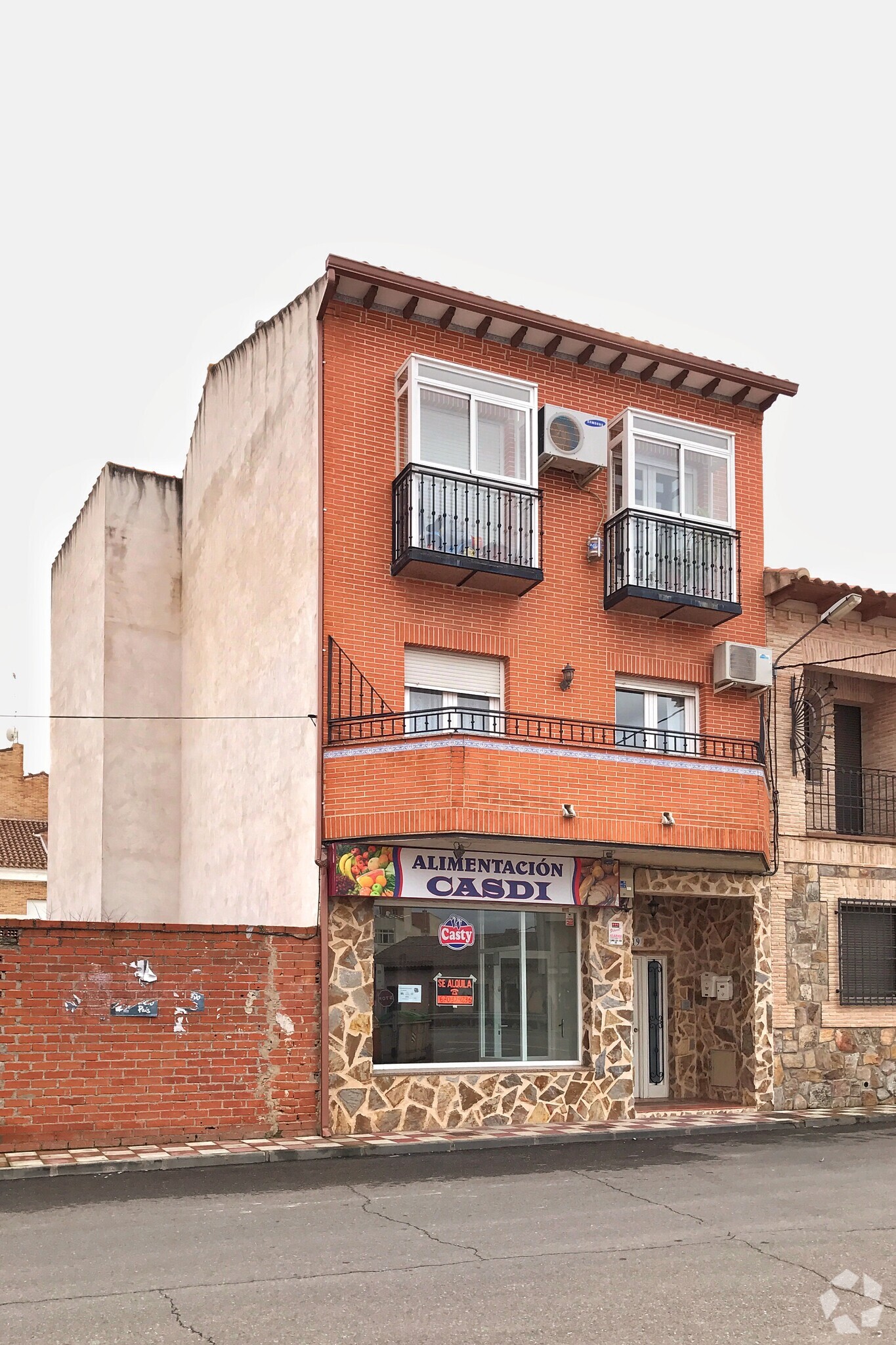 Calle Juan Segura, 19, Gerindote, Toledo for sale Primary Photo- Image 1 of 3