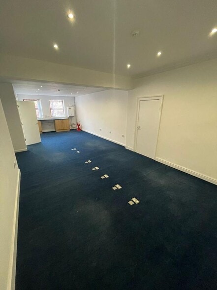 8 Frederick St, Sunderland for lease - Building Photo - Image 3 of 7