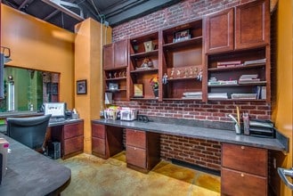 1829 Jo Johnston Ave, Nashville, TN for sale Interior Photo- Image 2 of 9