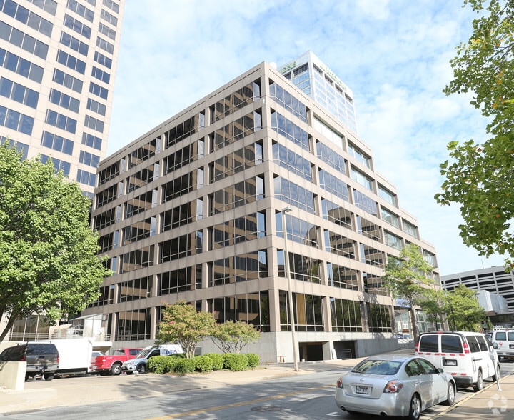 401 W Capitol Ave, Little Rock, AR for lease - Building Photo - Image 3 of 29
