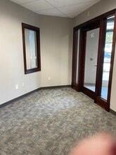 3985-4015 Medina Rd, Medina, OH for lease Interior Photo- Image 1 of 8