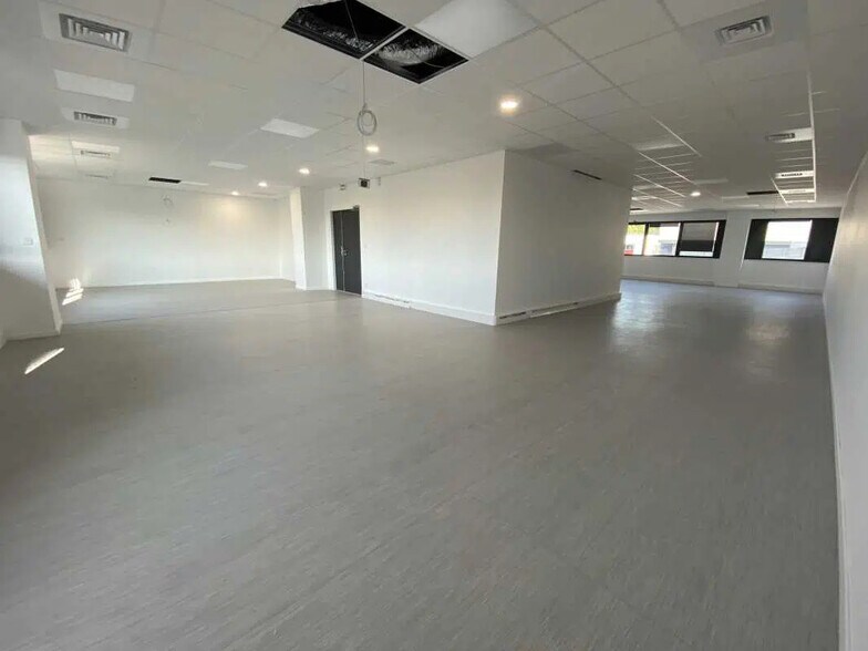 Bureau dans Dardilly à louer - Photo intérieure - Image 2 de 100