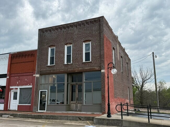 More details for 207 W Main St, Ash Grove, MO - Retail for Sale