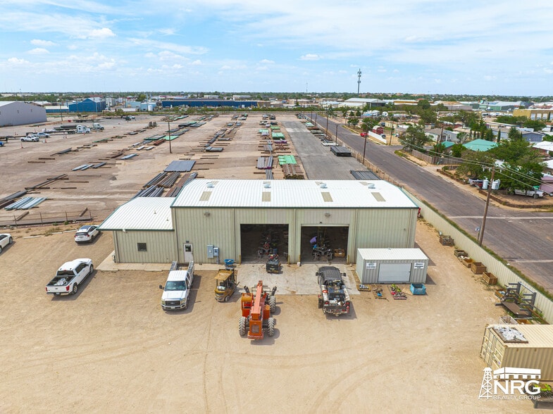 335 S County Rd W, Odessa, TX à vendre - Photo du bâtiment - Image 3 de 15