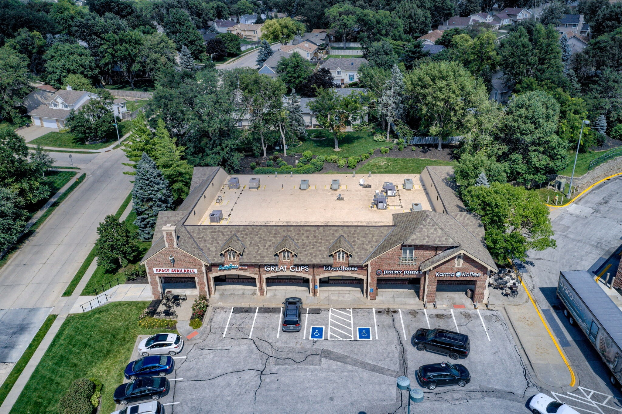 587-597 N 155th Plz, Omaha, NE for lease Aerial- Image 1 of 3