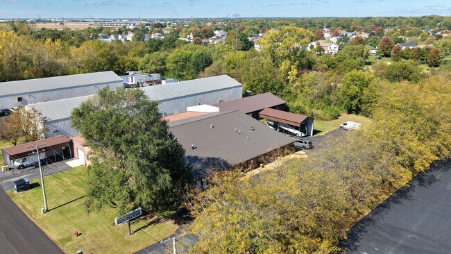 Plus de détails pour 14440 W Edison Dr, New Lenox, IL - Industriel à vendre