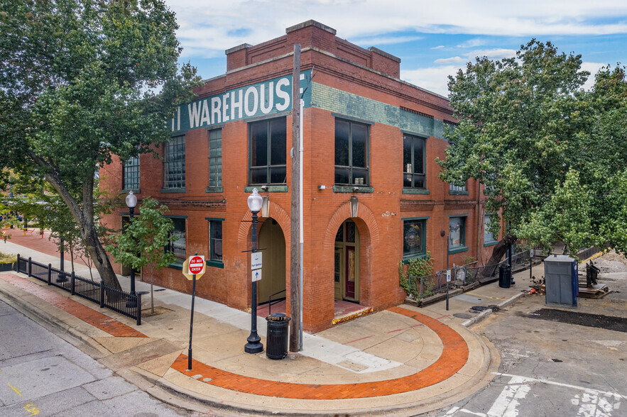 1815 N Market St, Dallas, TX for lease - Building Photo - Image 1 of 6