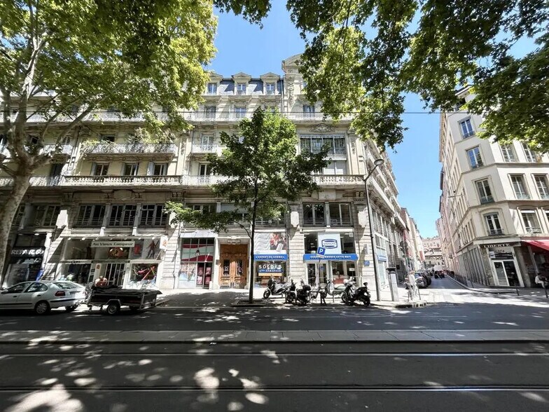 67 Cours De La Liberté, Lyon à louer - Photo du bâtiment - Image 2 de 3