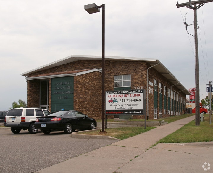 261 Ruth St N, Saint Paul, MN à louer - Photo du bâtiment - Image 2 de 3