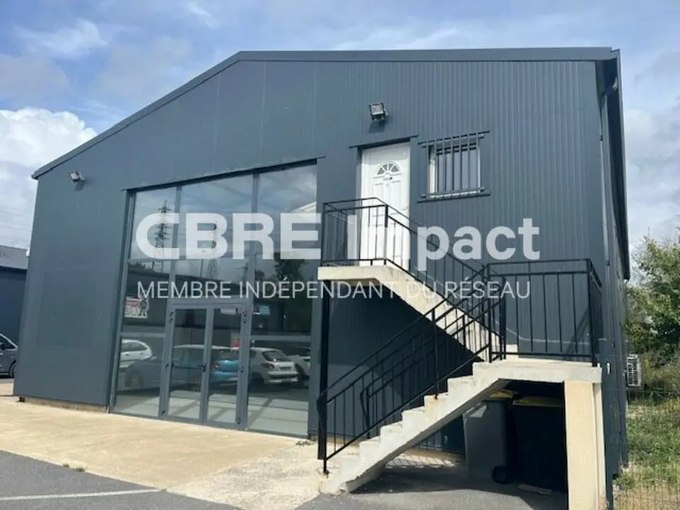 Flex in Reims for lease Building Photo- Image 1 of 10