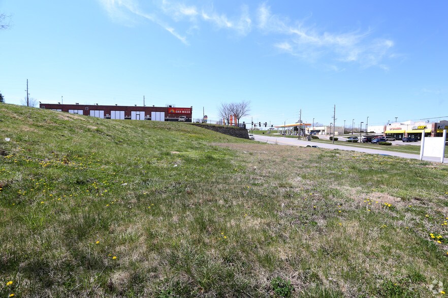 4708 Emery Ave, Kansas City, MO for sale - Primary Photo - Image 1 of 5