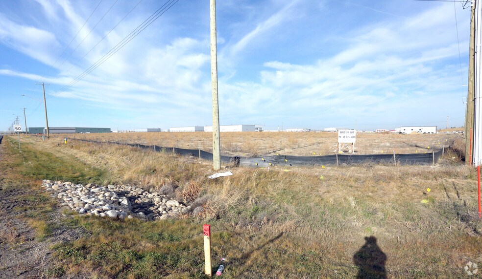 3302 Allard Av, Leduc, AB for sale - Primary Photo - Image 1 of 2