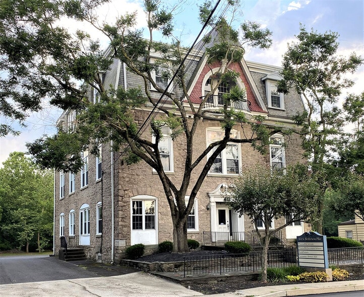 451 S Bethlehem Pike, Fort Washington, PA for lease - Building Photo - Image 2 of 7