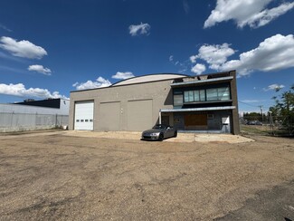 Plus de détails pour 5613 103A St NW, Edmonton, AB - Spécialité à vendre