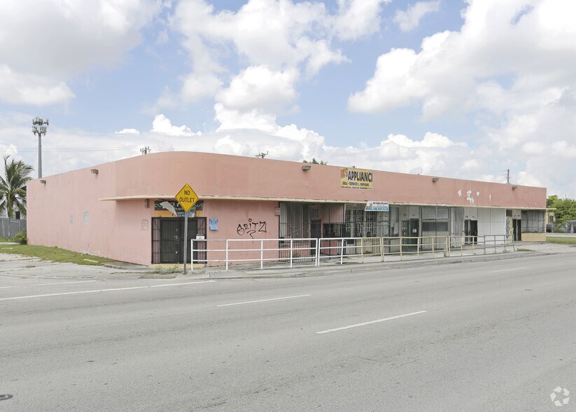 7604-7636 NW 22nd Ave, Miami, FL à louer - Photo du bâtiment - Image 3 de 7