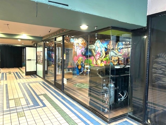 219 Pine Ave, Long Beach, CA for lease - Building Photo - Image 2 of 17