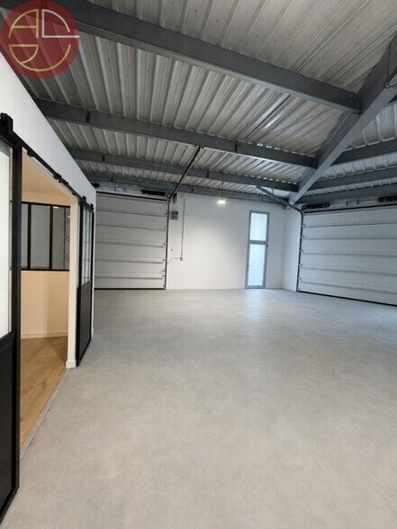 Industrial in Castanet Tolosan for sale - Interior Photo - Image 3 of 5