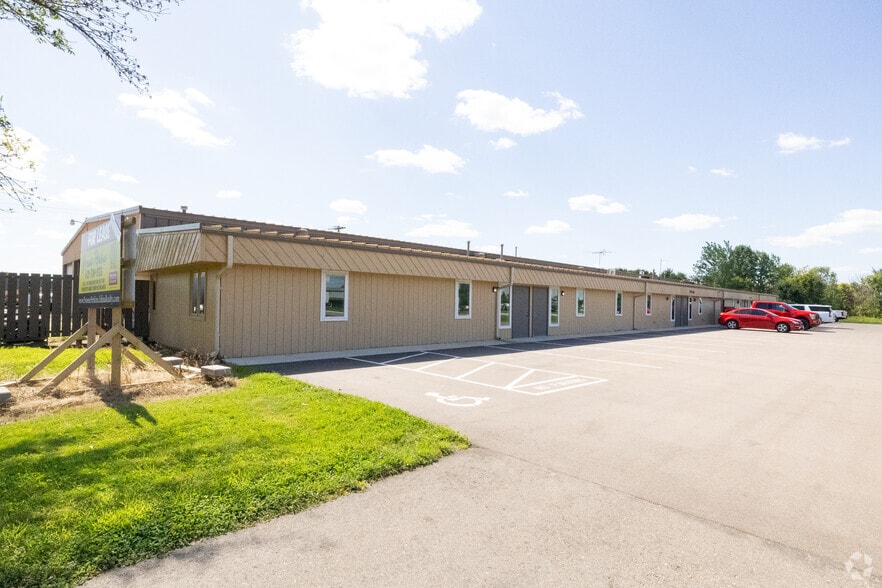 17066 County Road 87, Prior Lake, MN for lease - Primary Photo - Image 1 of 6