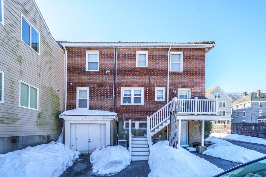 11-15 John St, Newton, MA à vendre - Photo du bâtiment - Image 3 de 7