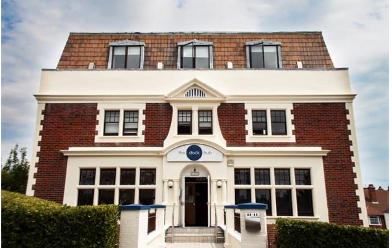 Lorna Rd, Hove for lease - Primary Photo - Image 1 of 22