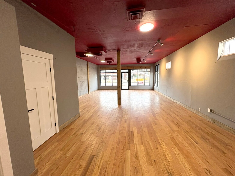 4600-4620 E Colfax Ave, Denver, CO for lease - Building Photo - Image 3 of 4