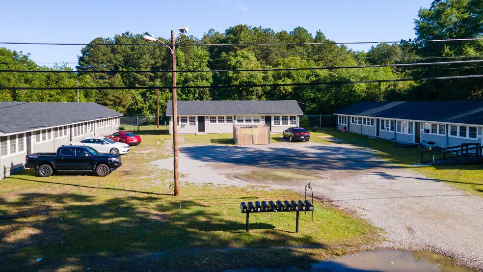 157 Old Shaw Rd, Fayetteville, NC à vendre - Photo principale - Image 1 de 16