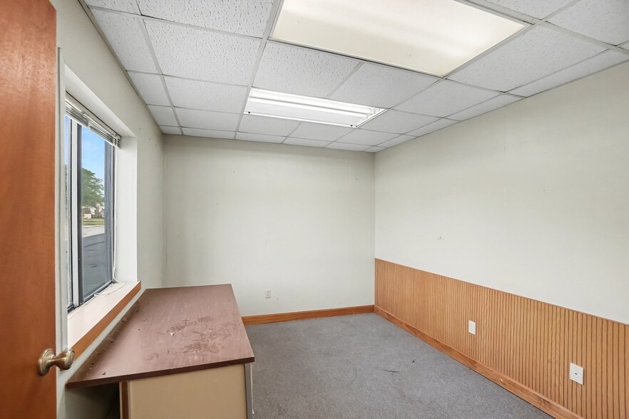 1230 Locust St, Fremont, MI à louer - Photo intérieure - Image 3 de 17