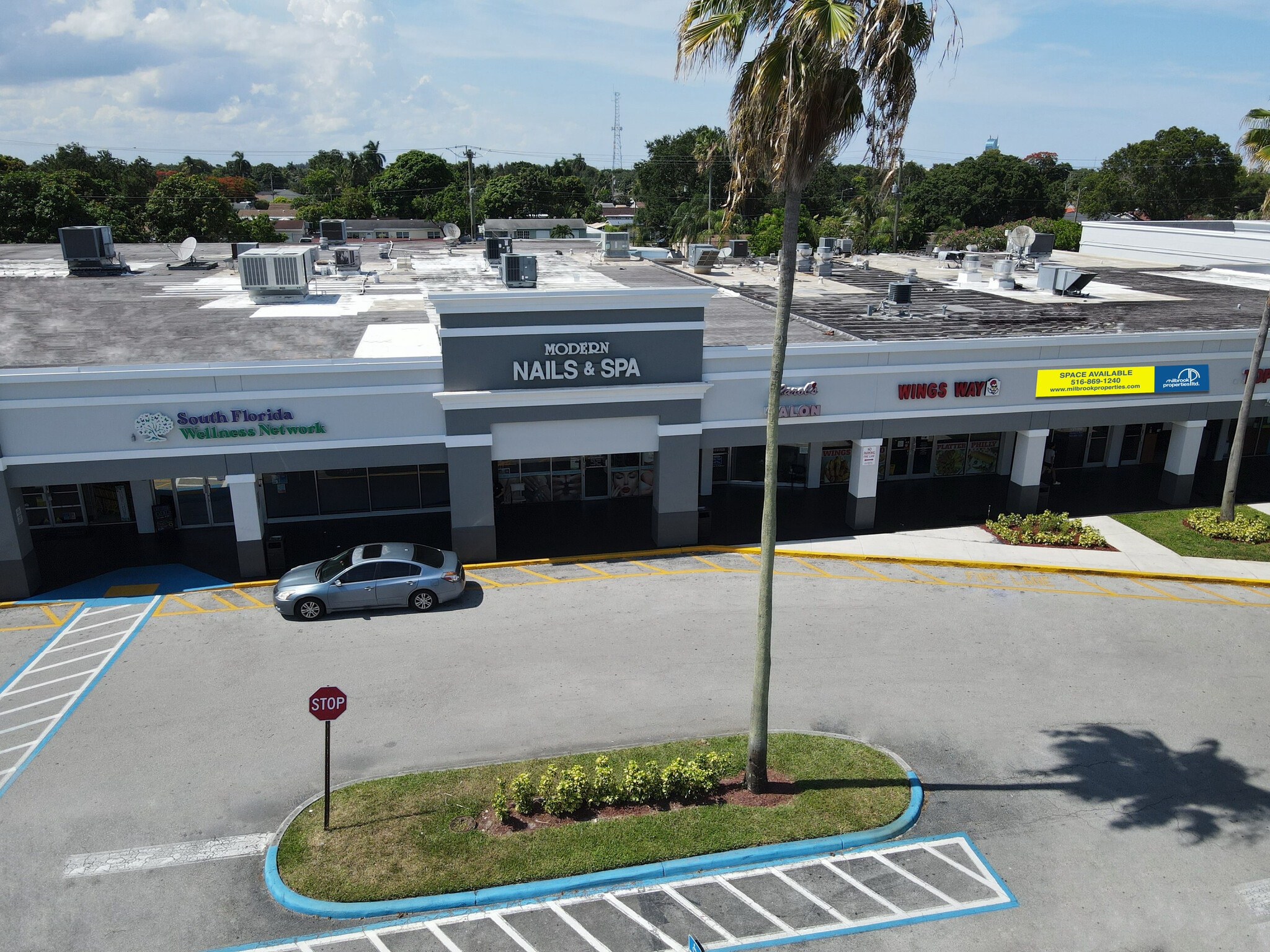 6805-7031 Taft St, Hollywood, FL à louer Photo intérieure- Image 1 de 10
