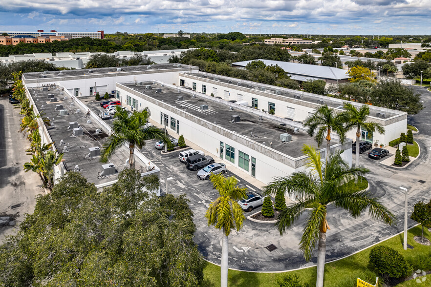 6453 W Rogers Cir, Boca Raton, FL for lease - Aerial - Image 2 of 6