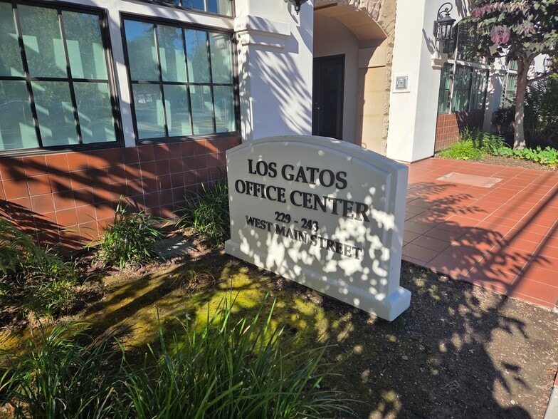 229 W Main St, Los Gatos, CA for sale - Building Photo - Image 2 of 13