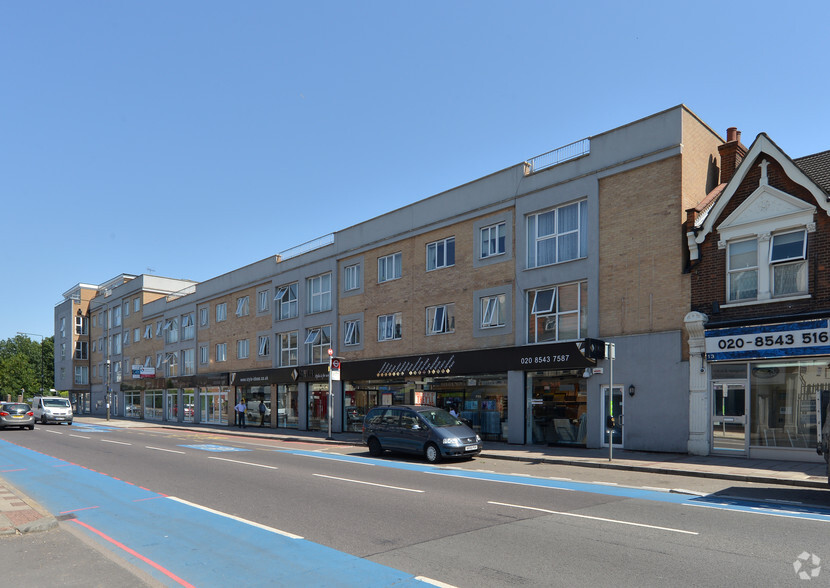 High Street Colliers Wood, London for lease - Building Photo - Image 1 of 7