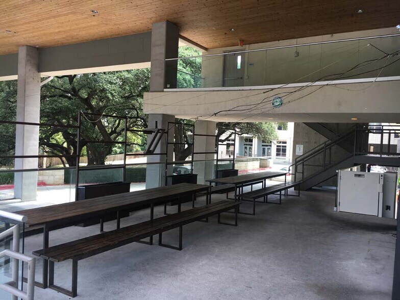 3715 S 1st St, Austin, TX à louer - Photo intérieure - Image 2 de 5