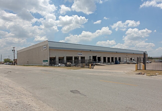 Plus de détails pour 5145 Norwood Rd, Dallas, TX - Industriel à louer