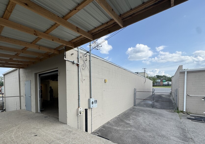 476 Woodycrest Ave, Nashville, TN for lease - Building Photo - Image 3 of 8