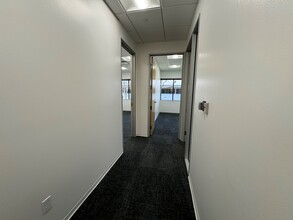 5500 Ming Ave, Bakersfield, CA for lease Interior Photo- Image 2 of 8