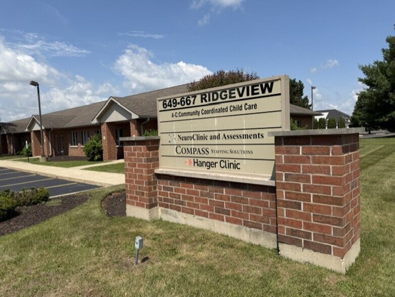 649-667 Ridgeview Dr, McHenry, IL for lease - Interior Photo - Image 2 of 10