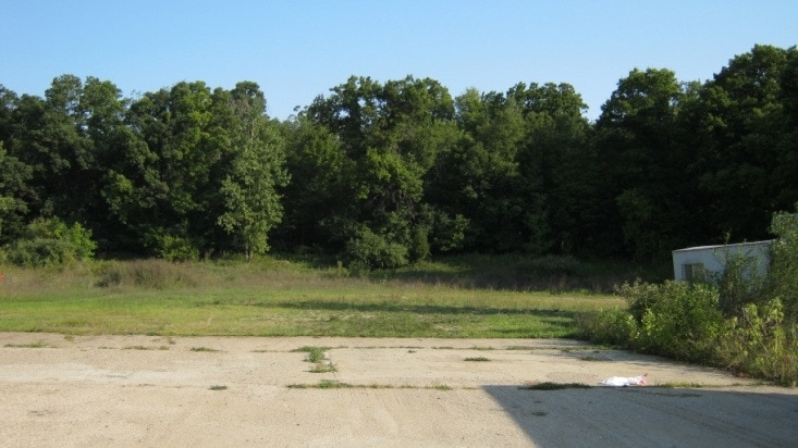 3175 Grange Hall Rd, Holly, MI for lease - Building Photo - Image 1 of 2