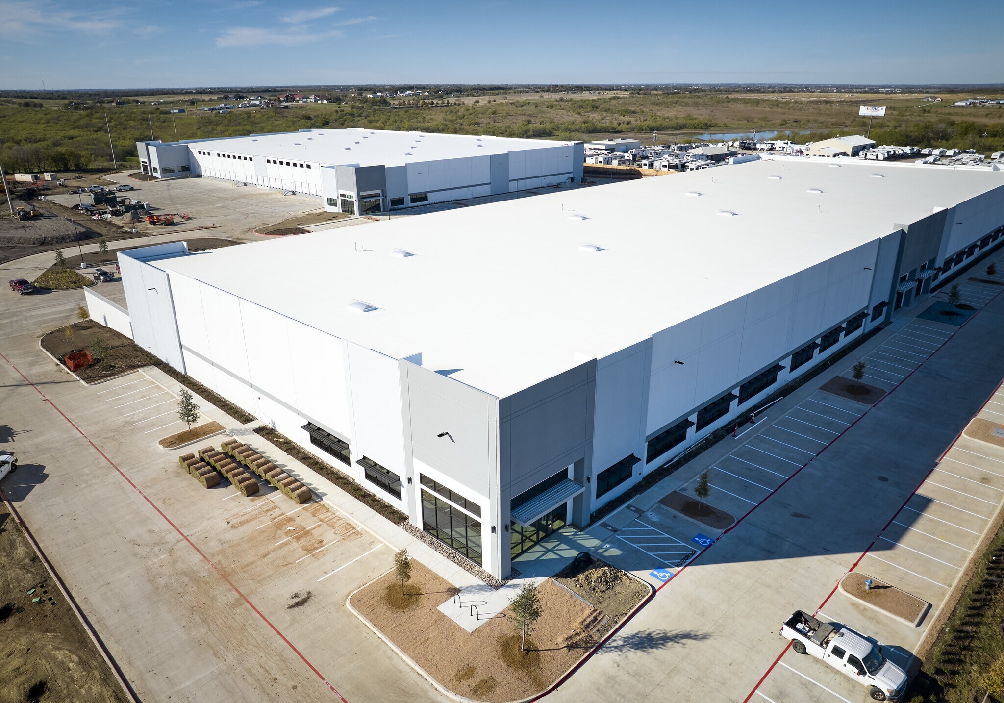 6901 N Interstate 35, Denton, TX à louer Photo du bâtiment- Image 1 de 6