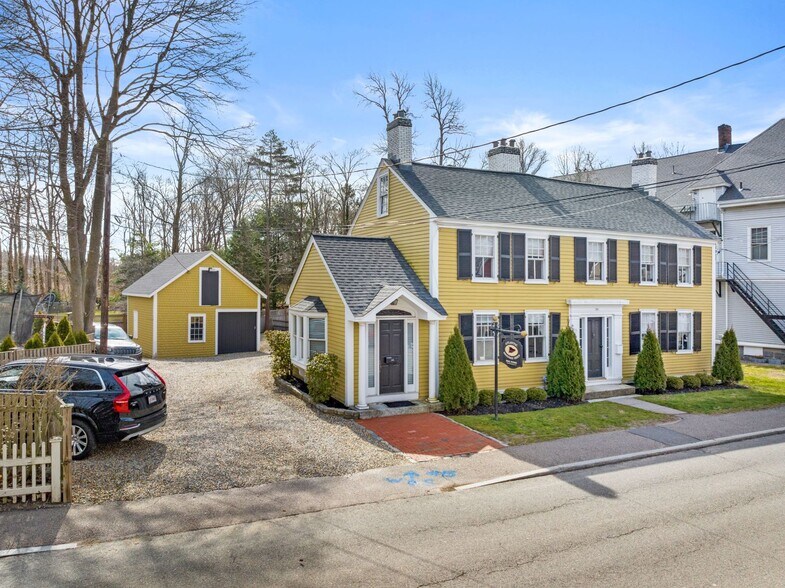 15 Brook St, Cohasset, MA à vendre - Photo du bâtiment - Image 1 de 11
