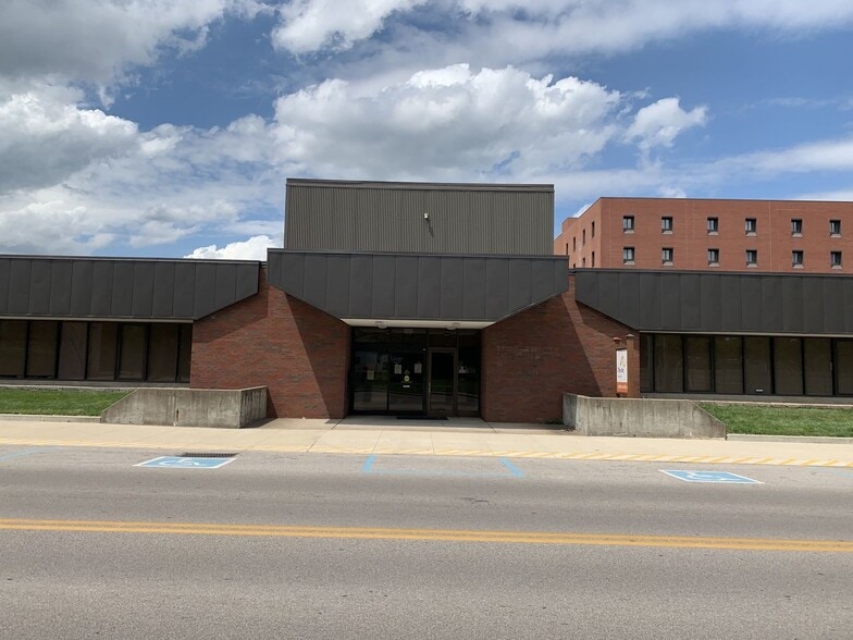 615 W Virginia St, Evansville, IN for sale - Building Photo - Image 2 of 15