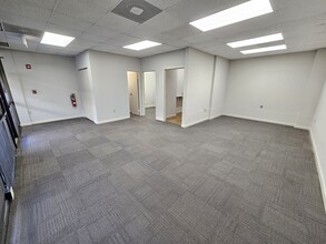 7094 Peachtree Industrial Blvd, Peachtree Corners, GA for lease Interior Photo- Image 1 of 13