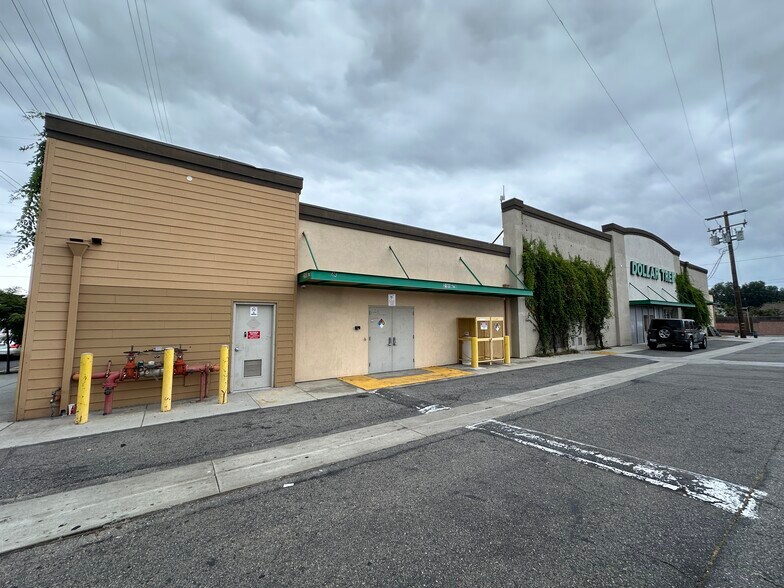 2189-2191 N Lakewood Blvd, Long Beach, CA à vendre - Photo du bâtiment - Image 3 de 4