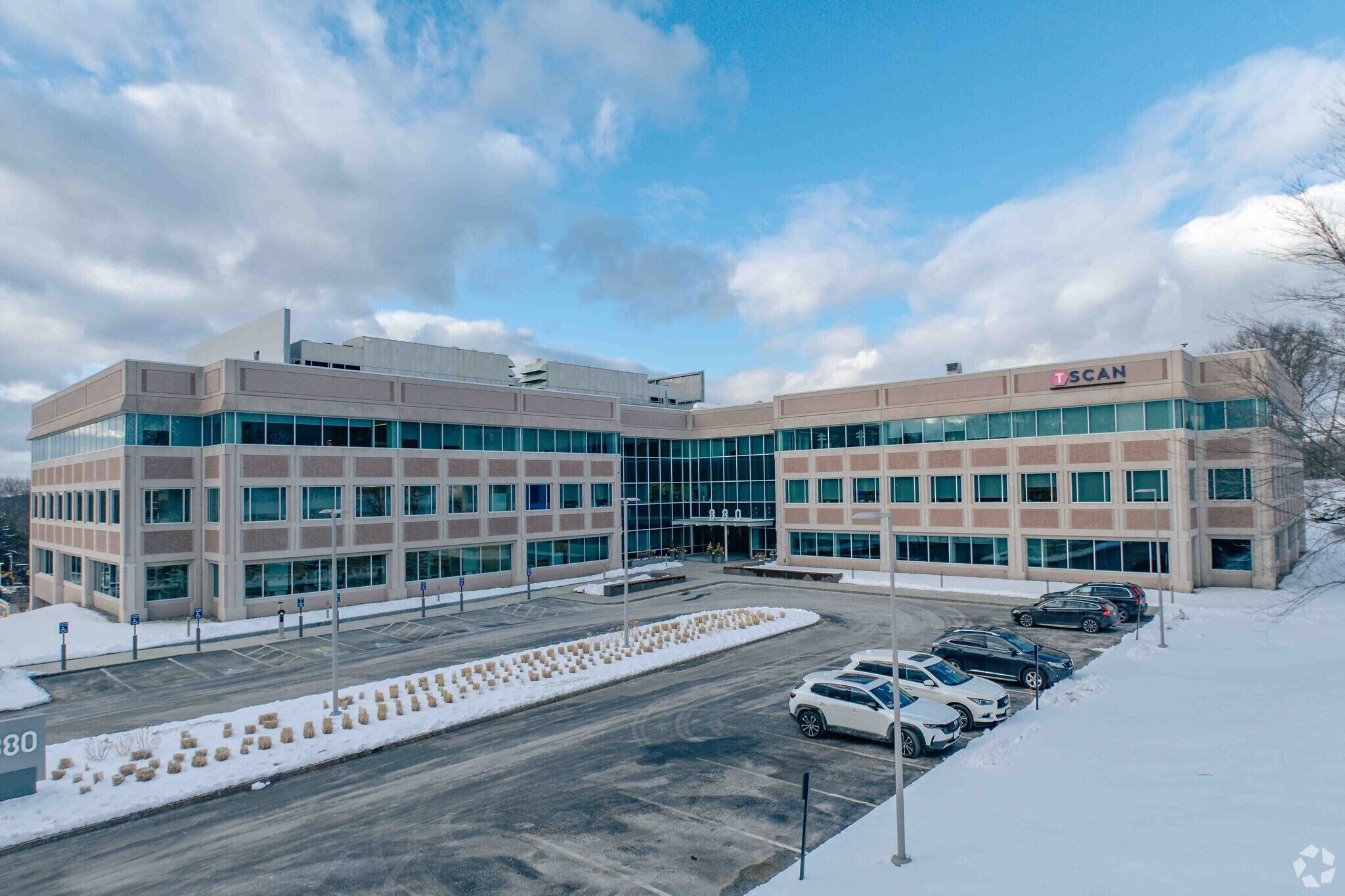 880 Winter St, Waltham, MA for lease Primary Photo- Image 1 of 6