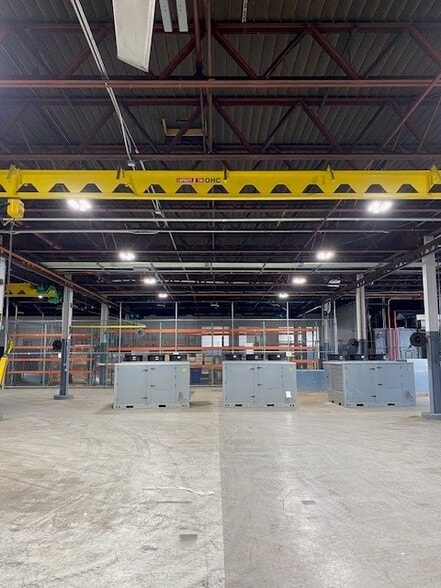 141 North Ave, Bridgeport, CT for lease - Interior Photo - Image 2 of 22