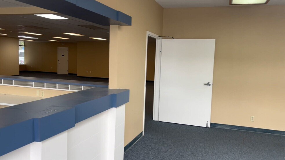 38690 Stivers St, Fremont, CA à vendre - Vidéo sur l’inscription commerciale - Image 3 de 14